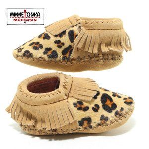 Minnetonka Riley Bootie Moccasin Size Infant 2 | Color: Leopard